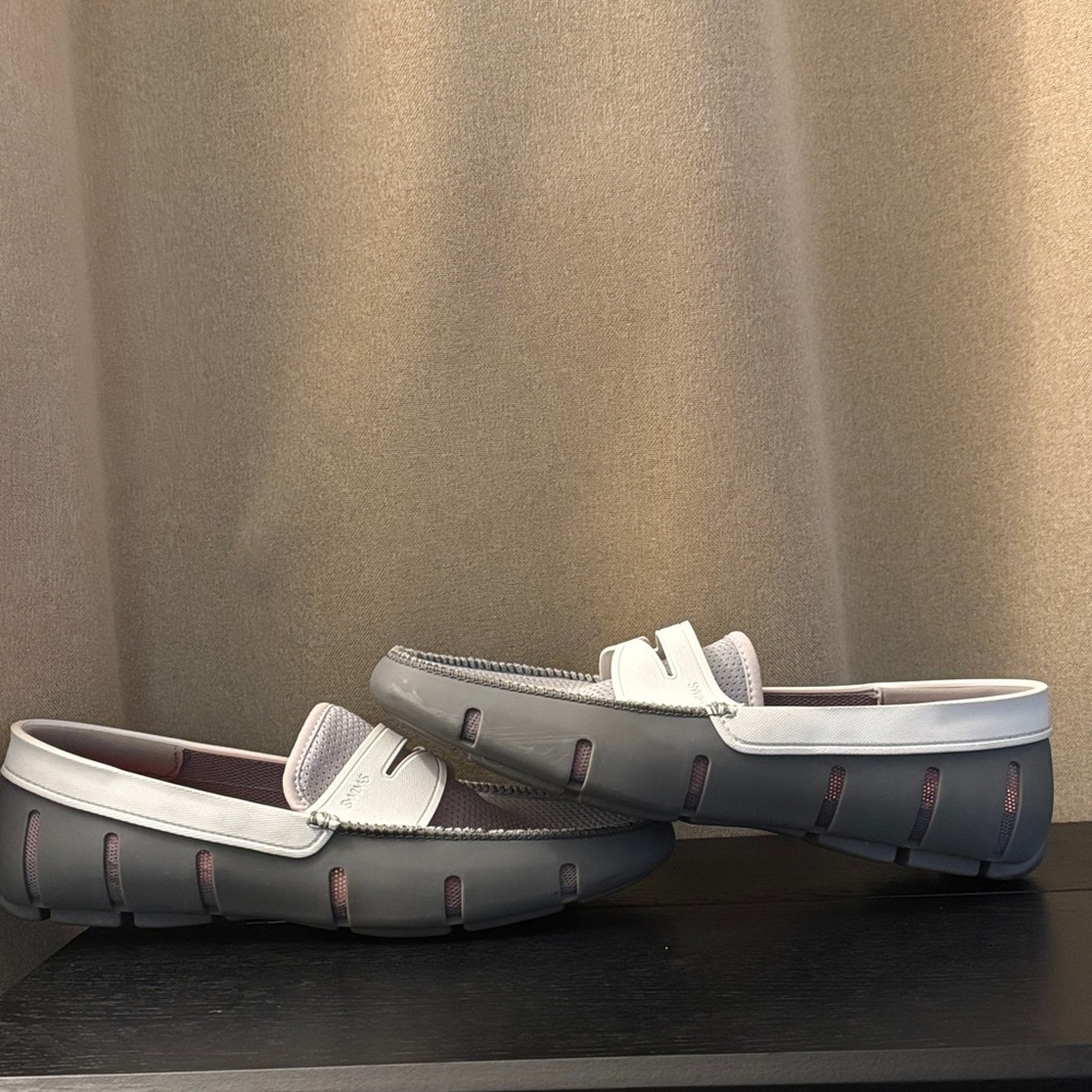 Swims Gray and White Loafers Slip On Shoes for Men Size 9
